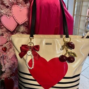 Kate Spade Cream and Red Heart Tote With red Wallet